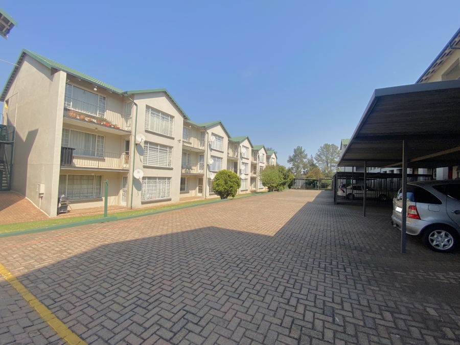 2 Bedroom Property for Sale in Krugersdorp North Gauteng