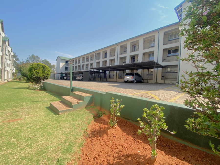 2 Bedroom Property for Sale in Krugersdorp North Gauteng