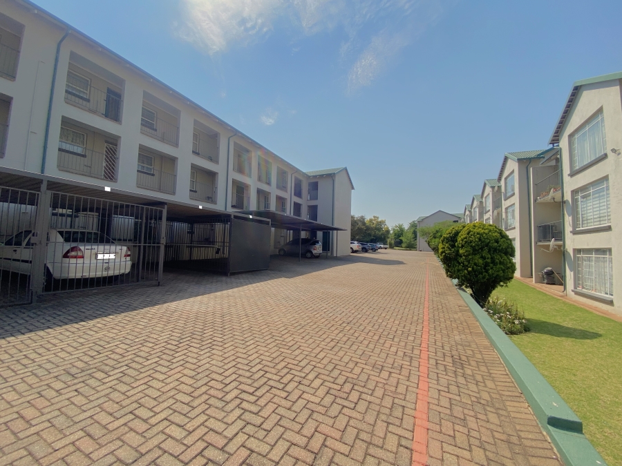 2 Bedroom Property for Sale in Krugersdorp North Gauteng