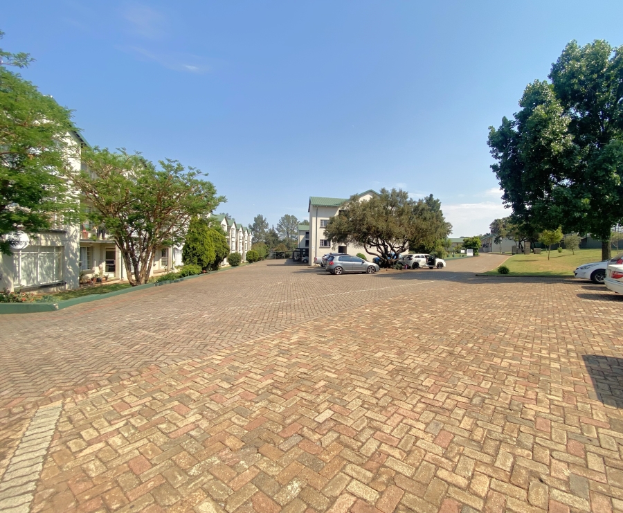 2 Bedroom Property for Sale in Krugersdorp North Gauteng