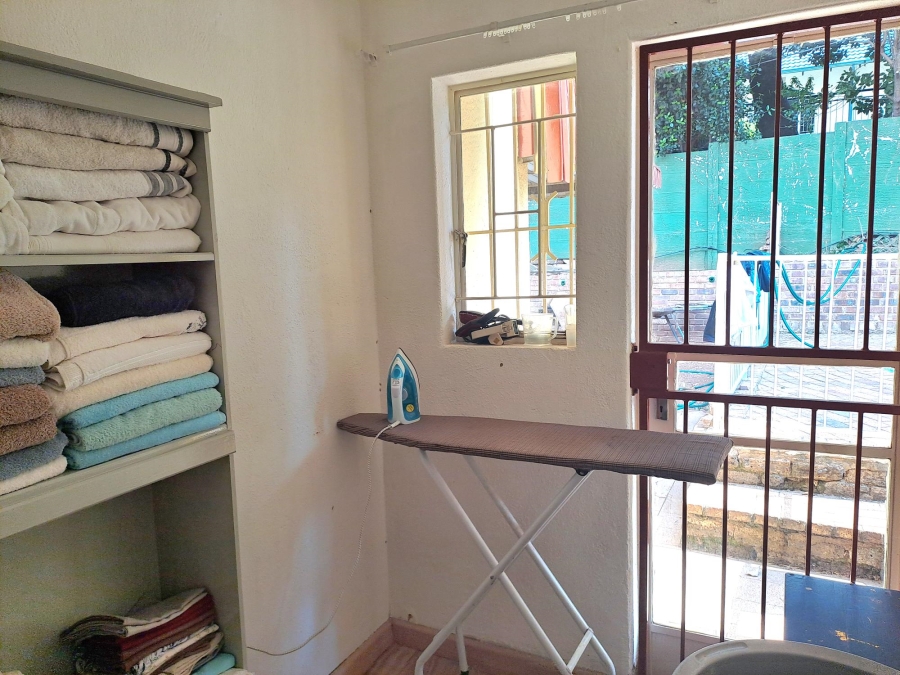 3 Bedroom Property for Sale in Wilro Park Gauteng