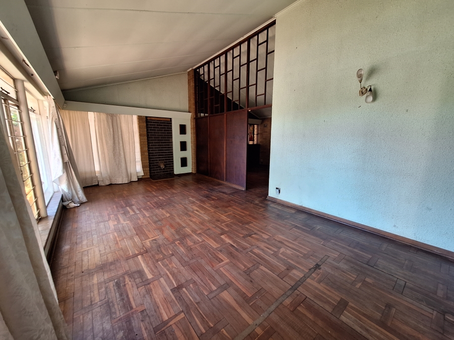 4 Bedroom Property for Sale in Monument Gauteng