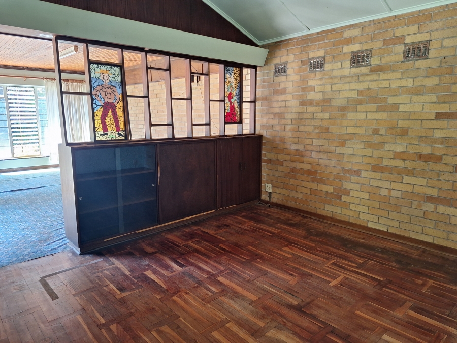 4 Bedroom Property for Sale in Monument Gauteng
