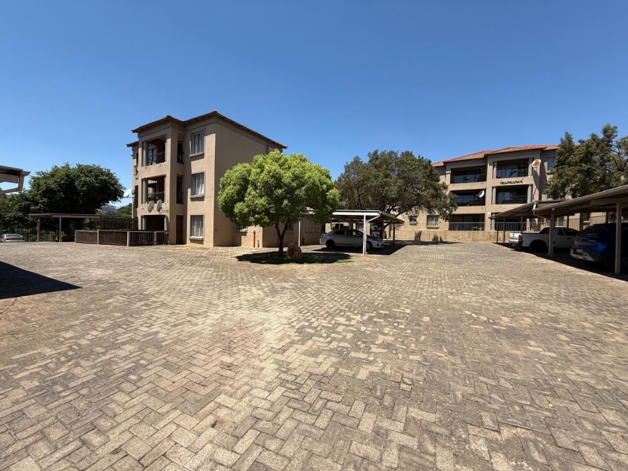 1 Bedroom Property for Sale in Weltevreden Park Gauteng