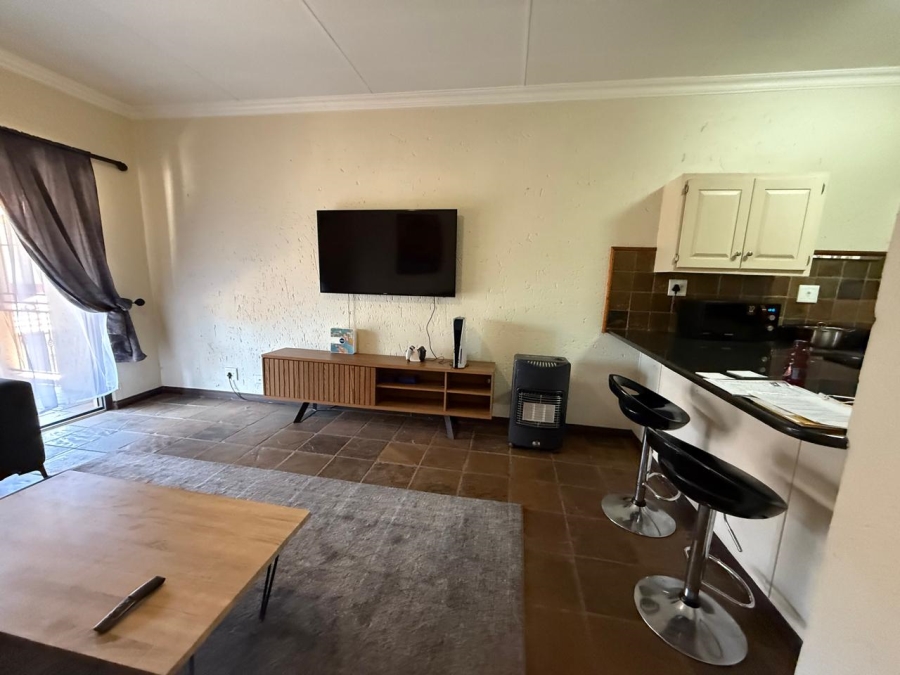 1 Bedroom Property for Sale in Weltevreden Park Gauteng