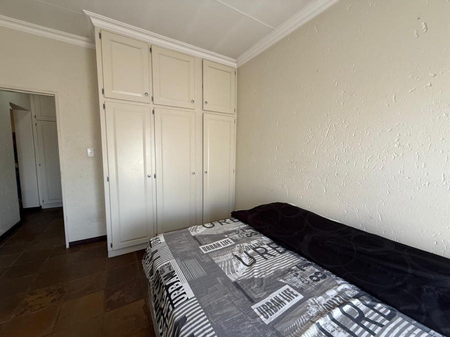 1 Bedroom Property for Sale in Weltevreden Park Gauteng