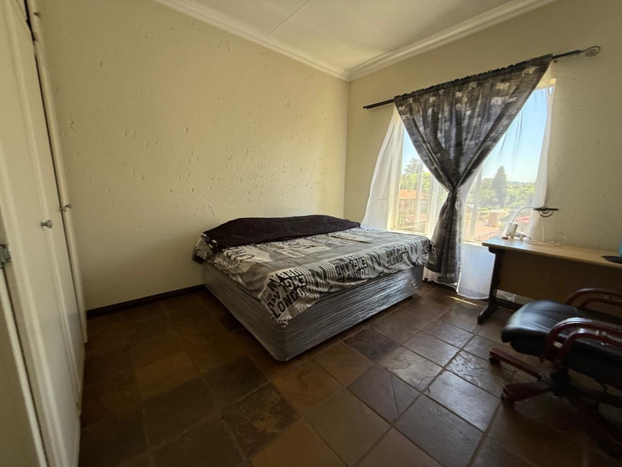 1 Bedroom Property for Sale in Weltevreden Park Gauteng
