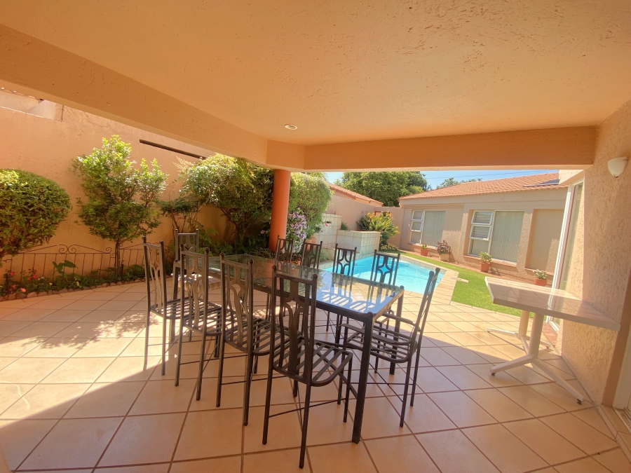 3 Bedroom Property for Sale in Monument Gauteng