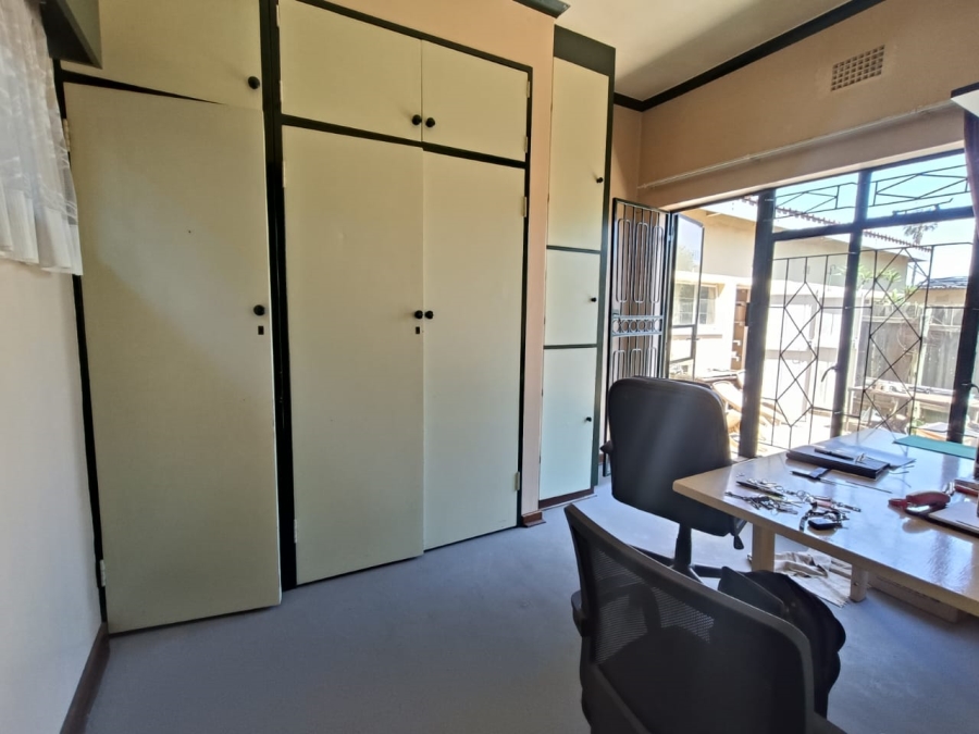4 Bedroom Property for Sale in Homelake Gauteng