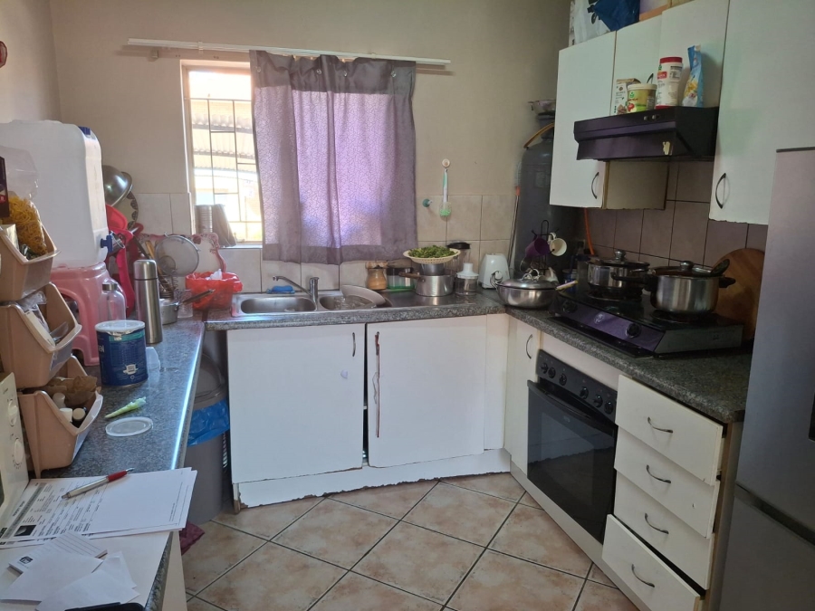 2 Bedroom Property for Sale in Greenhills Gauteng