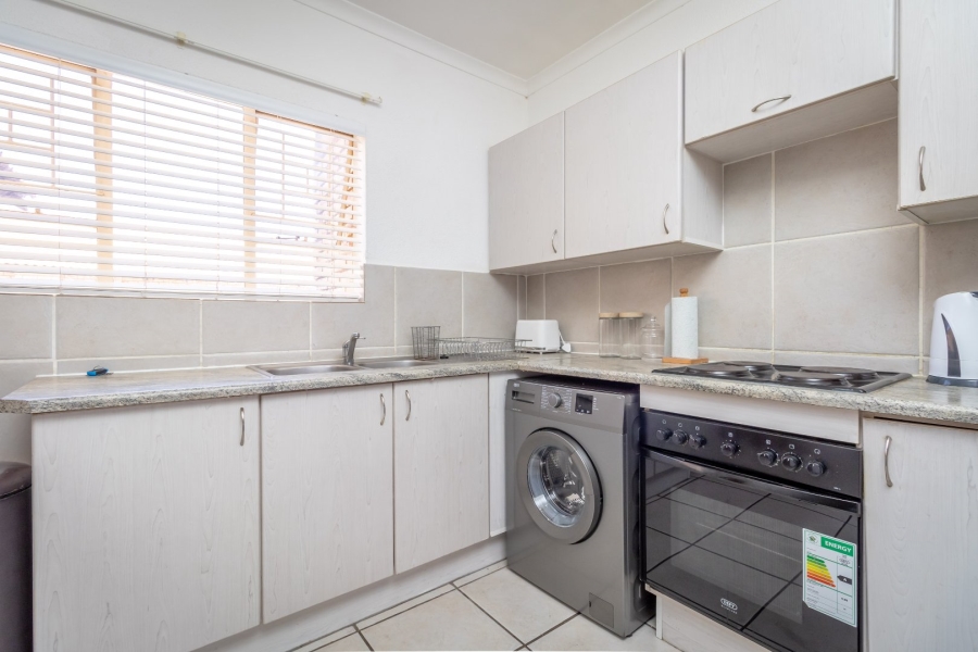 2 Bedroom Property for Sale in Fairland Gauteng