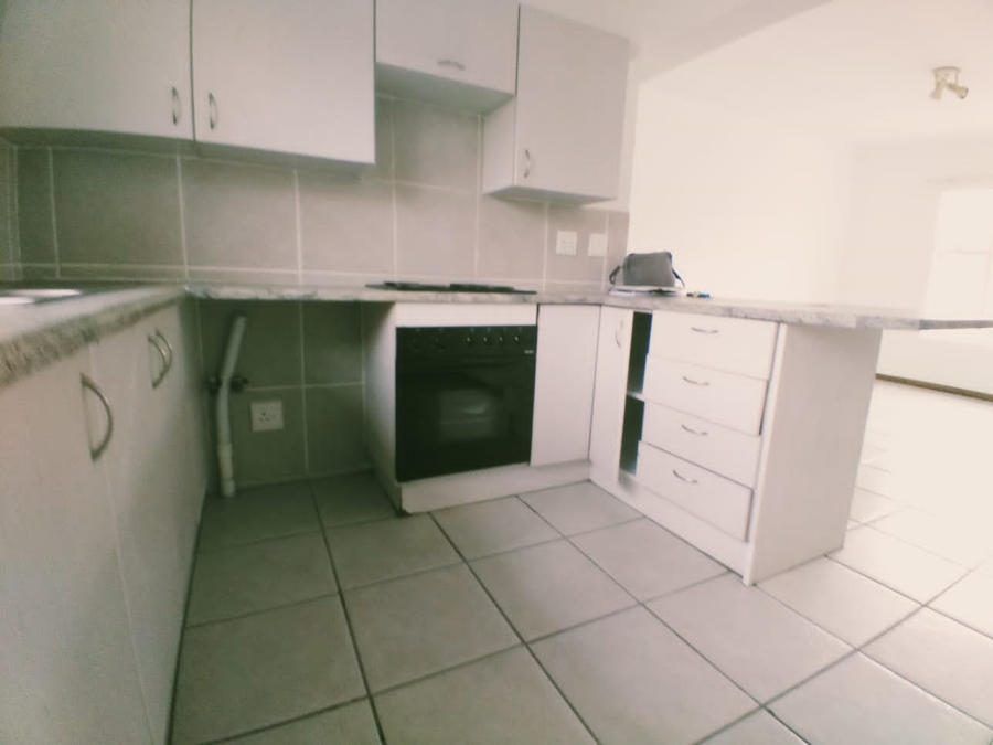 2 Bedroom Property for Sale in Fairland Gauteng