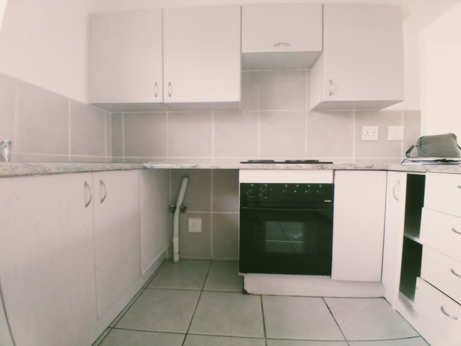 2 Bedroom Property for Sale in Fairland Gauteng