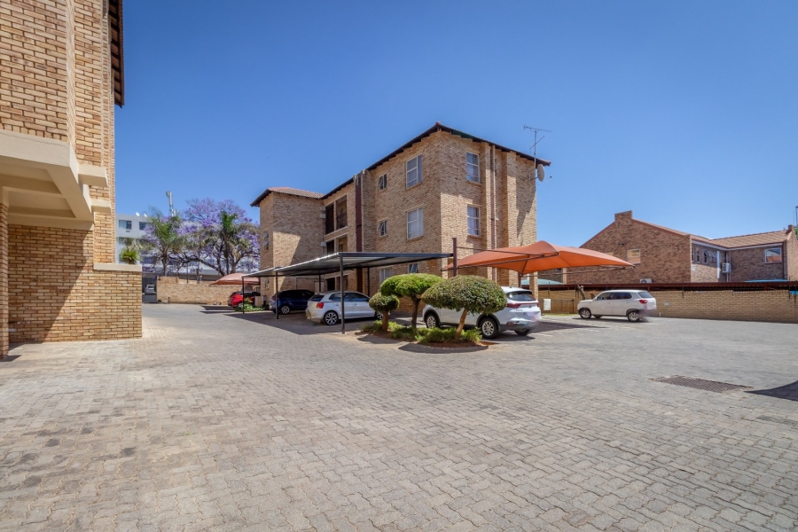 2 Bedroom Property for Sale in Fairland Gauteng