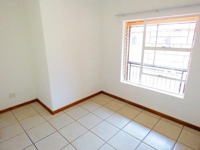 2 Bedroom Property for Sale in Fairland Gauteng