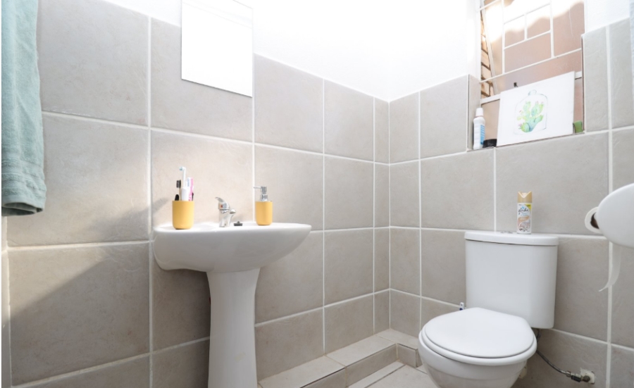 2 Bedroom Property for Sale in Fairland Gauteng