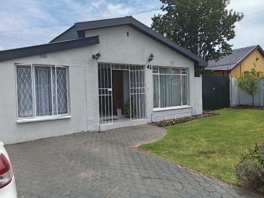 4 Bedroom Property for Sale in Sophiatown Gauteng