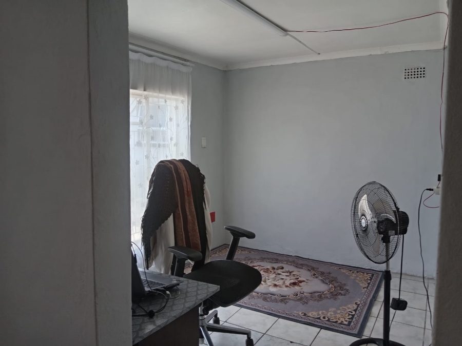 4 Bedroom Property for Sale in Sophiatown Gauteng