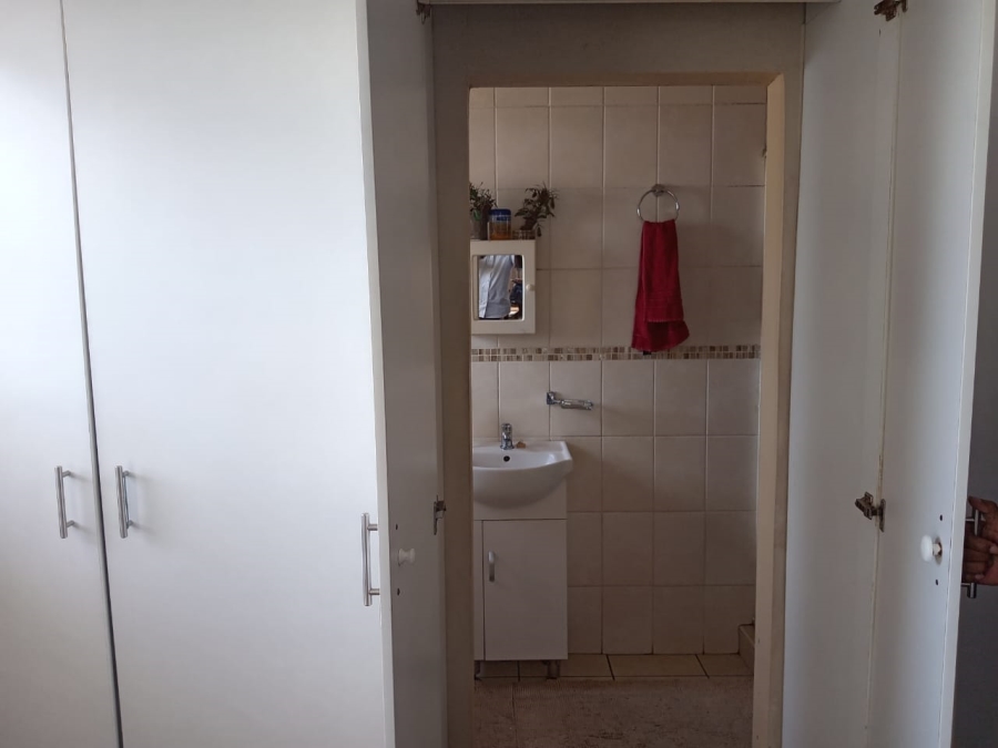 4 Bedroom Property for Sale in Sophiatown Gauteng