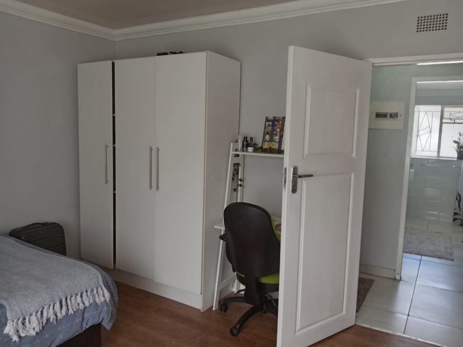 4 Bedroom Property for Sale in Sophiatown Gauteng