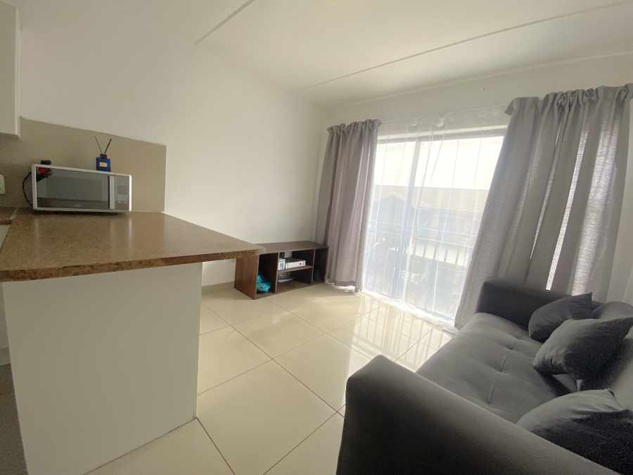 2 Bedroom Property for Sale in Weltevreden Park Gauteng