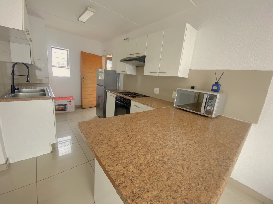 2 Bedroom Property for Sale in Weltevreden Park Gauteng