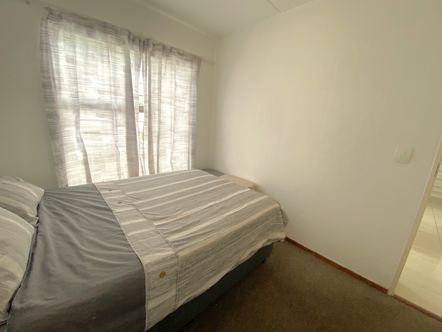 2 Bedroom Property for Sale in Weltevreden Park Gauteng