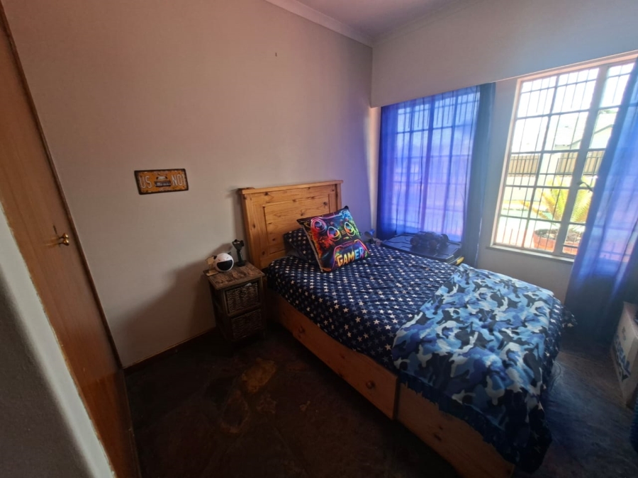 5 Bedroom Property for Sale in Krugersdorp North Gauteng