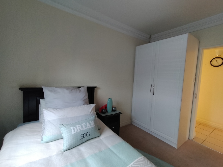 4 Bedroom Property for Sale in Florida Park Gauteng