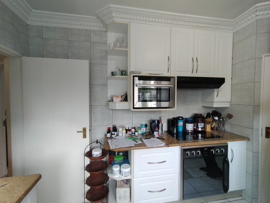 4 Bedroom Property for Sale in Florida Park Gauteng