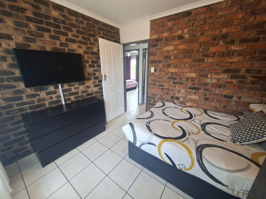 3 Bedroom Property for Sale in Rangeview Gauteng