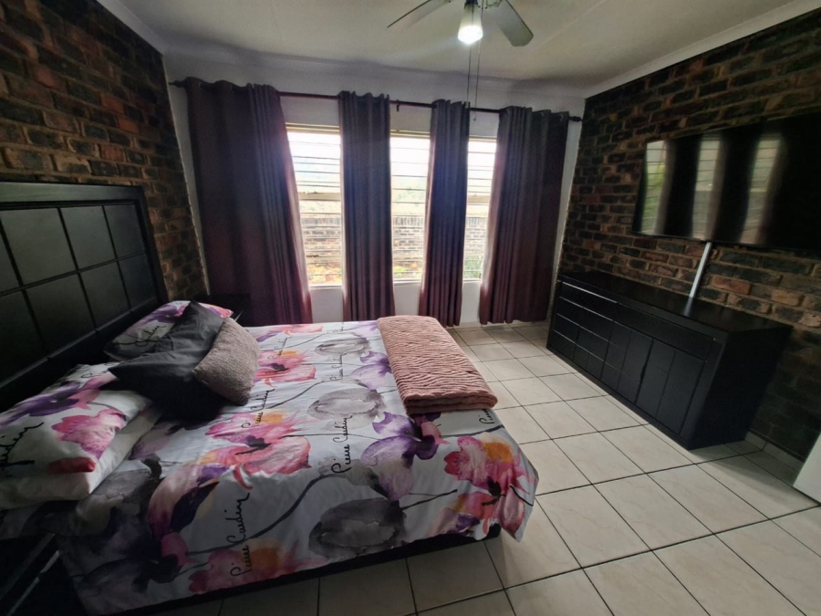 3 Bedroom Property for Sale in Rangeview Gauteng