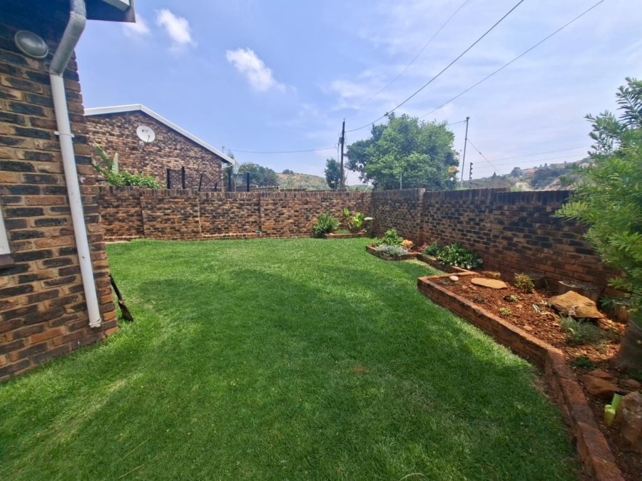 3 Bedroom Property for Sale in Rangeview Gauteng