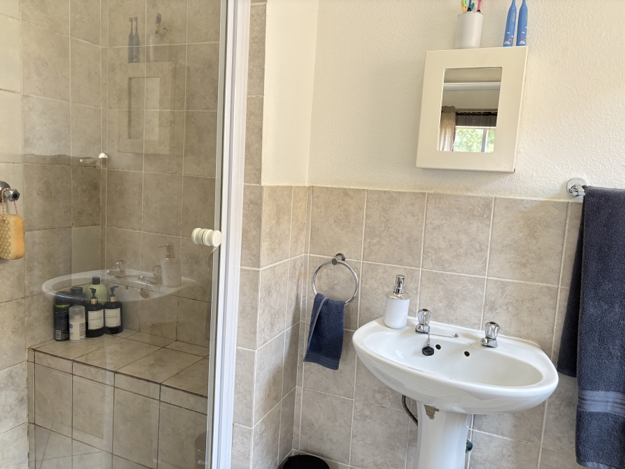 2 Bedroom Property for Sale in Honeydew Ridge Gauteng