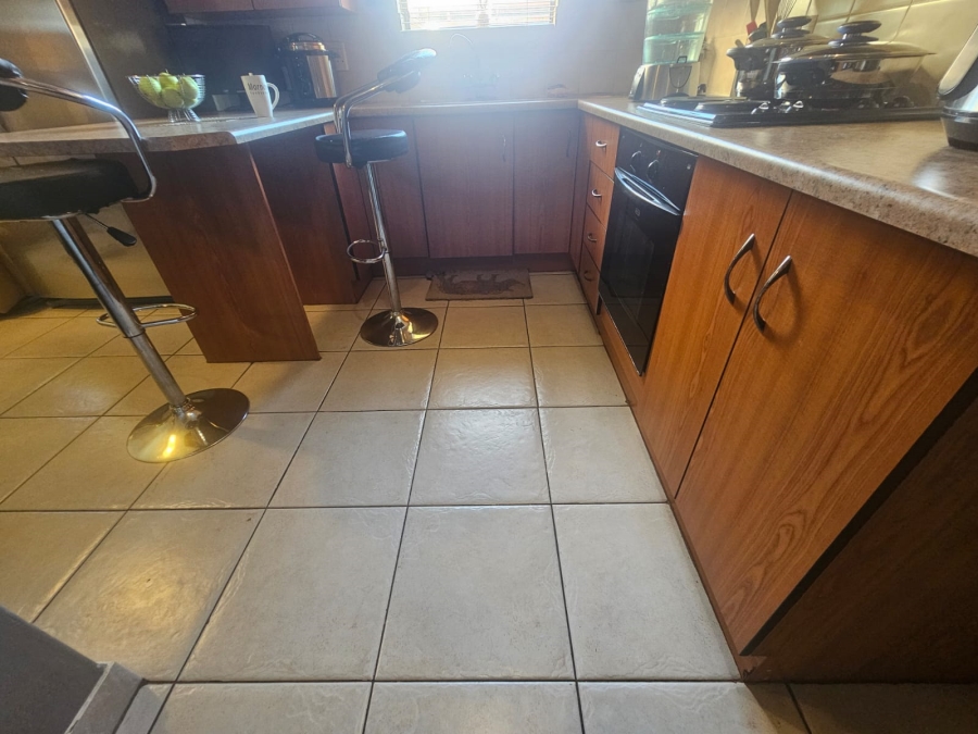 2 Bedroom Property for Sale in Randpoort Gauteng