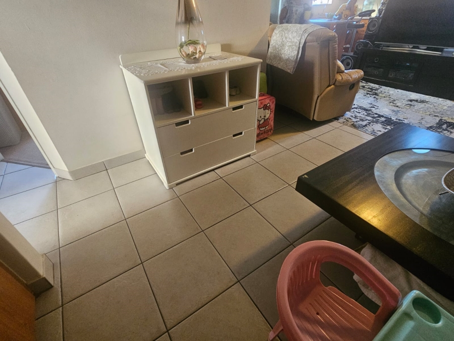 2 Bedroom Property for Sale in Randpoort Gauteng
