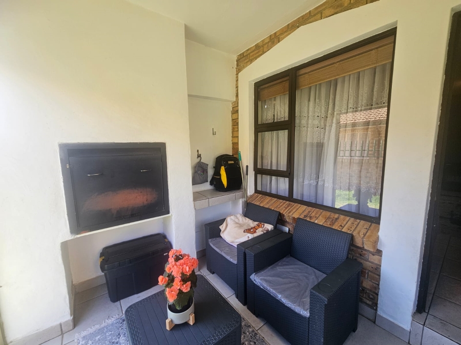 2 Bedroom Property for Sale in Randpoort Gauteng