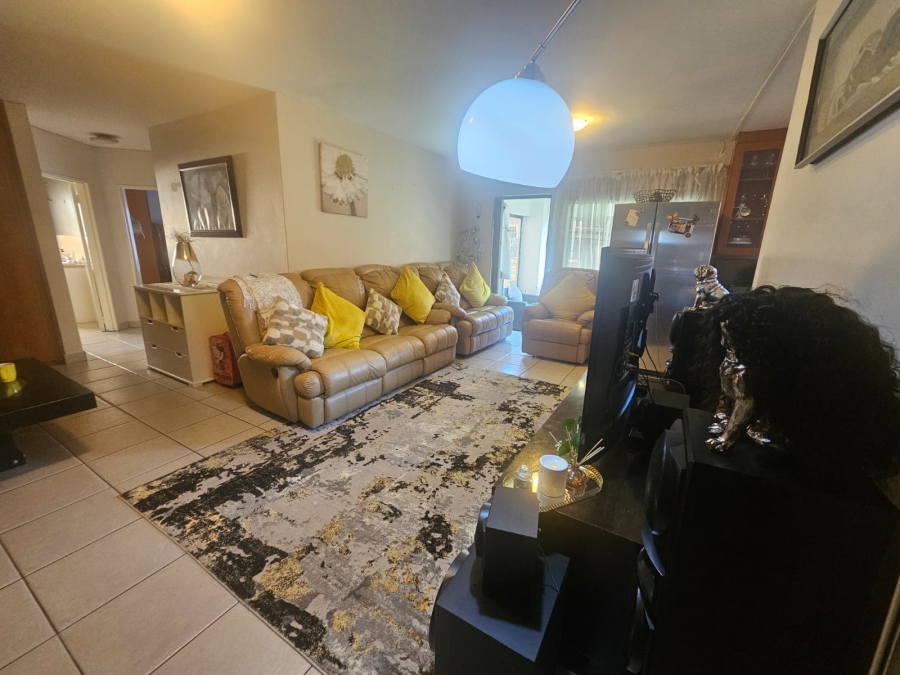 2 Bedroom Property for Sale in Randpoort Gauteng