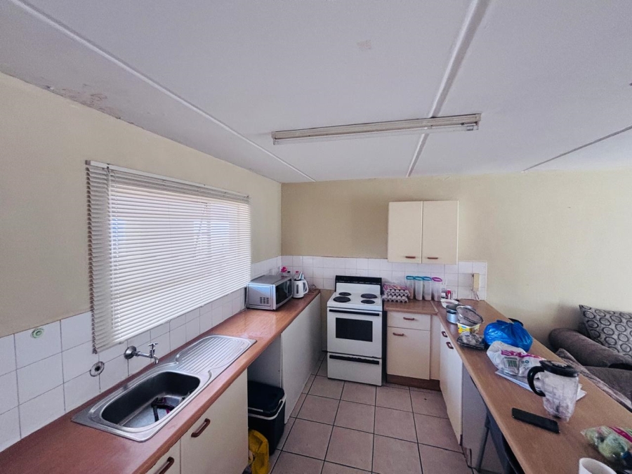 1 Bedroom Property for Sale in Krugersdorp North Gauteng