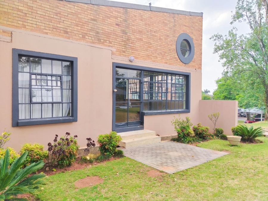 To Let 3 Bedroom Property for Rent in Helderkruin Gauteng