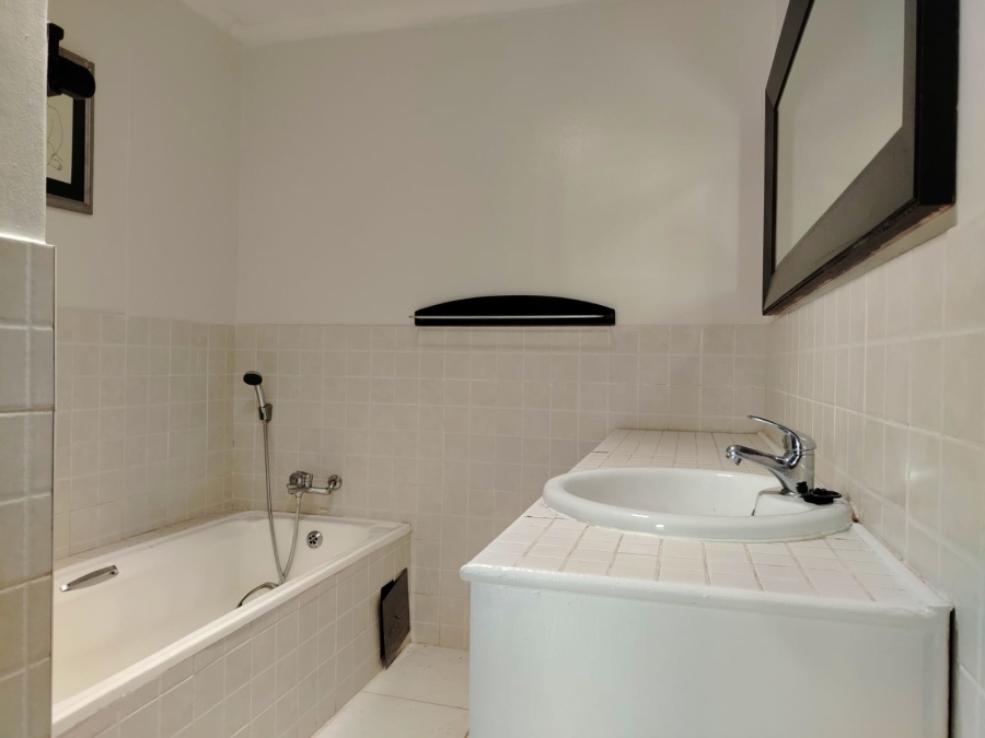 To Let 3 Bedroom Property for Rent in Helderkruin Gauteng