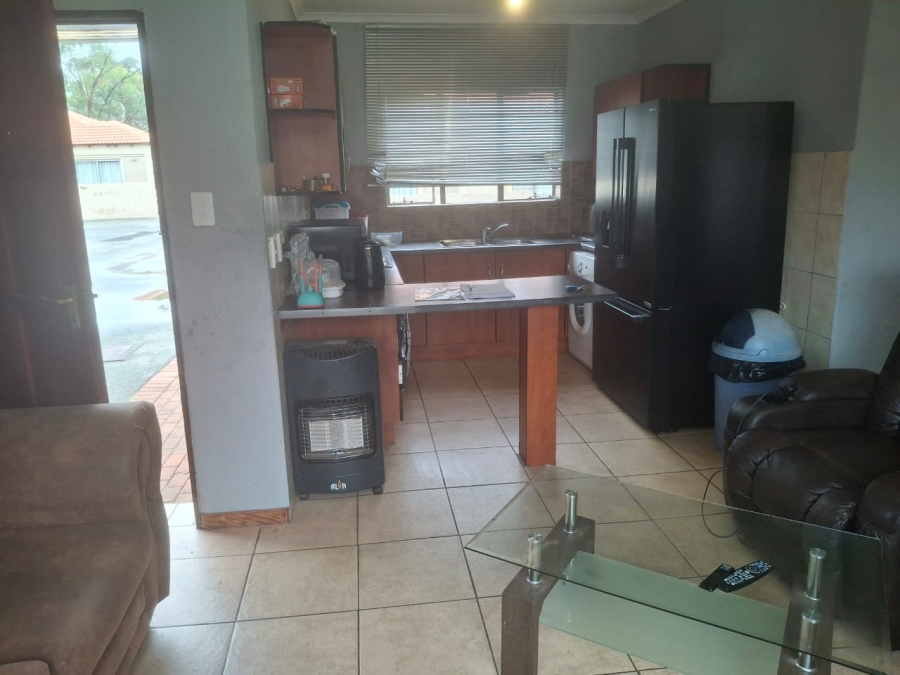 3 Bedroom Property for Sale in Greenhills Gauteng