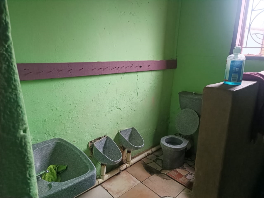 2 Bedroom Property for Sale in Toekomsrus Gauteng