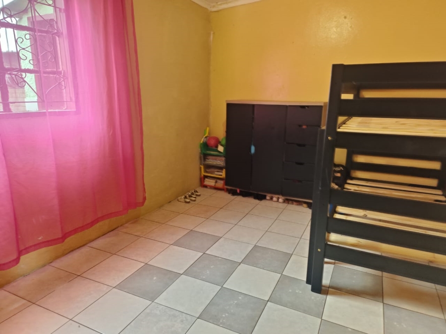 2 Bedroom Property for Sale in Toekomsrus Gauteng