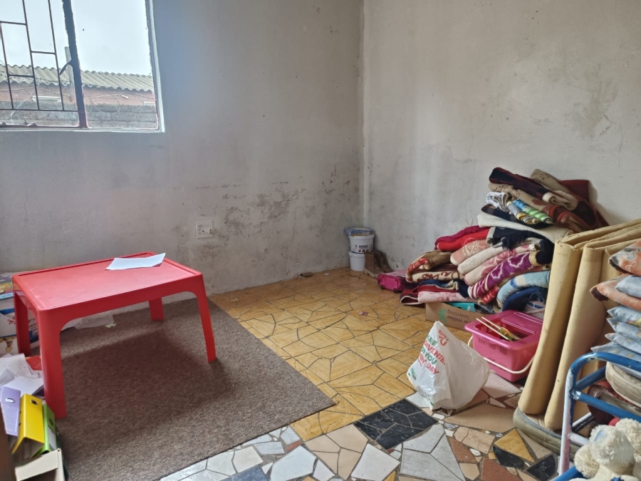 2 Bedroom Property for Sale in Toekomsrus Gauteng