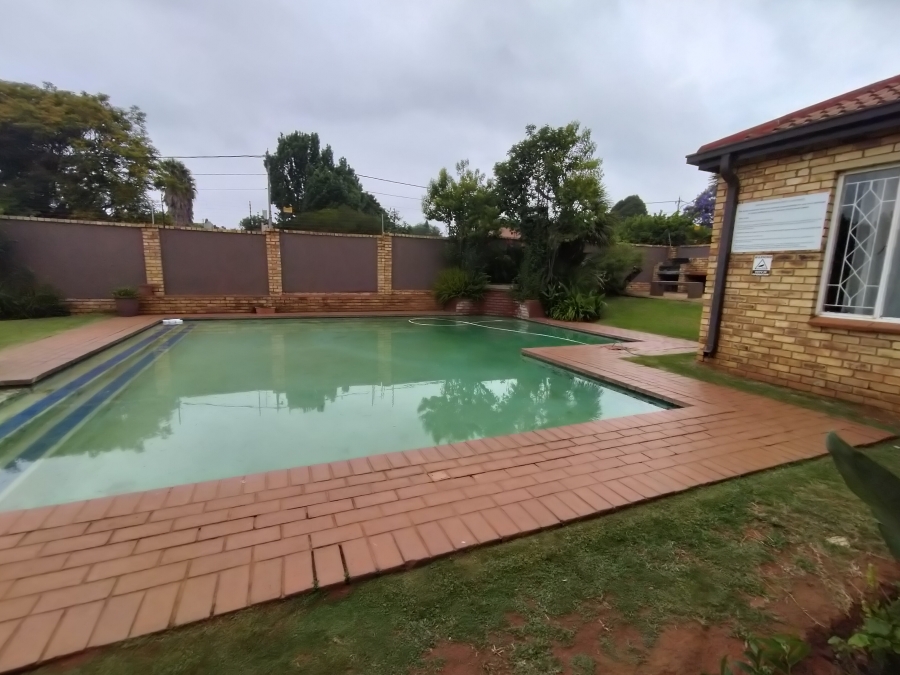 1 Bedroom Property for Sale in Horison Gauteng