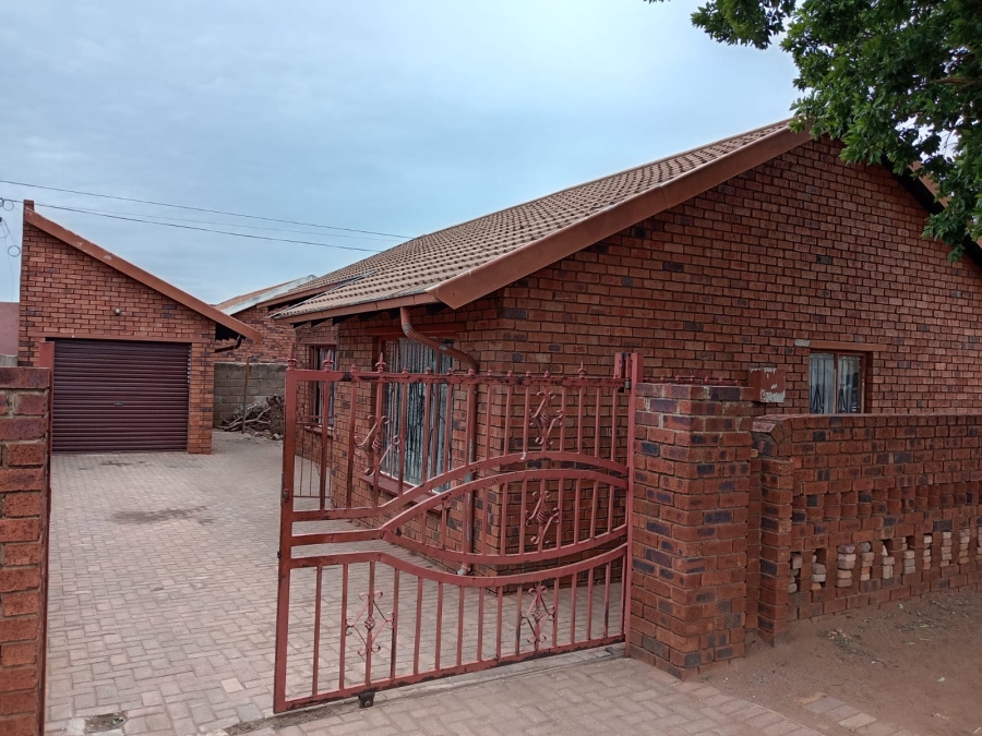 3 Bedroom Property for Sale in Protea Glen Gauteng