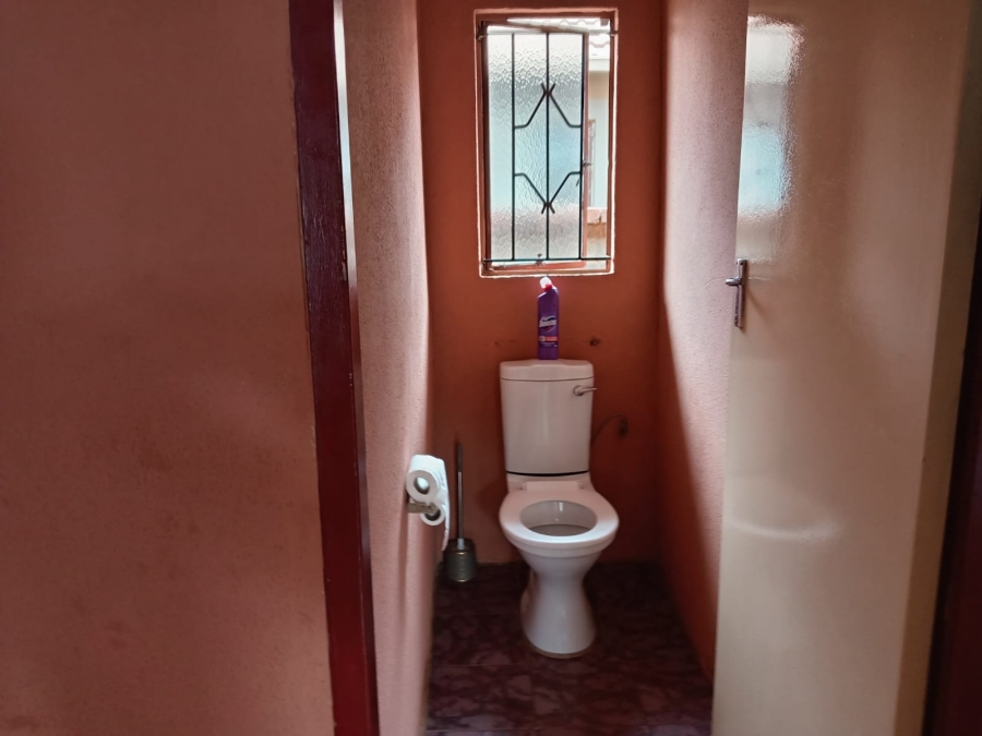 3 Bedroom Property for Sale in Protea Glen Gauteng