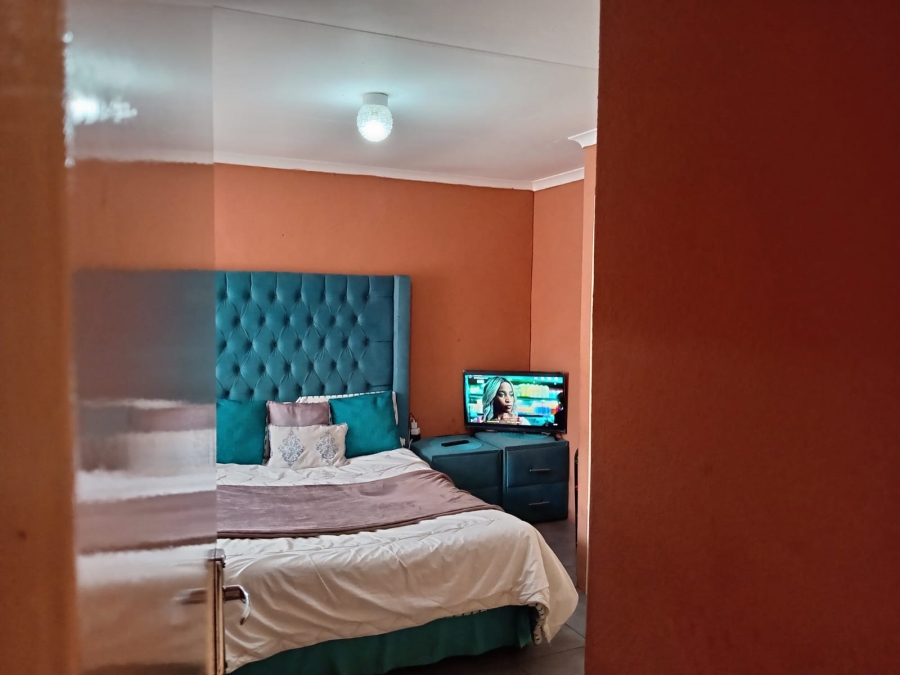 3 Bedroom Property for Sale in Protea Glen Gauteng