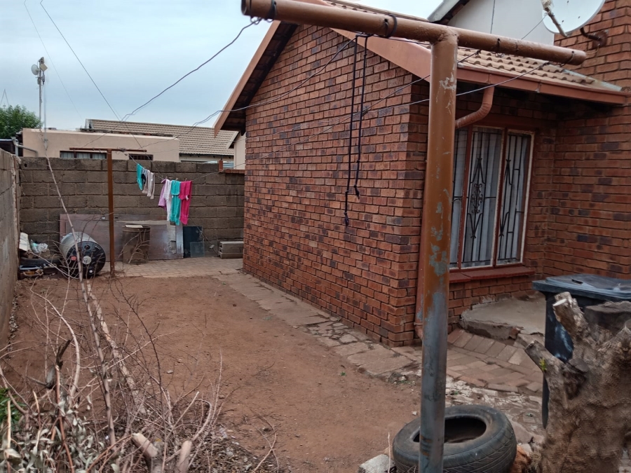 3 Bedroom Property for Sale in Protea Glen Gauteng